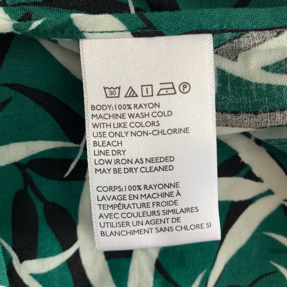 Urban Outfitters shorts - Picture 9 of 9